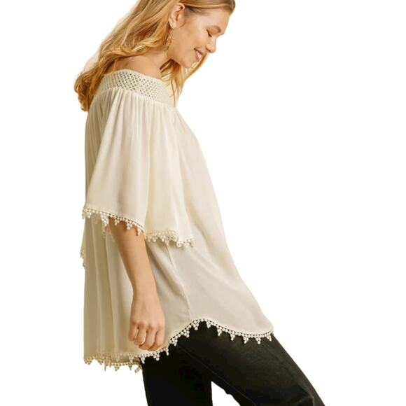 Umgee Womens Blouse Size Medium Cream Off Shoulder Lace Trim Boho NEW - Picture 1 of 9